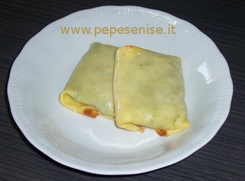 SACCOTTINI DI CRESPELLE DI RISO CON BARBE DI FRATE